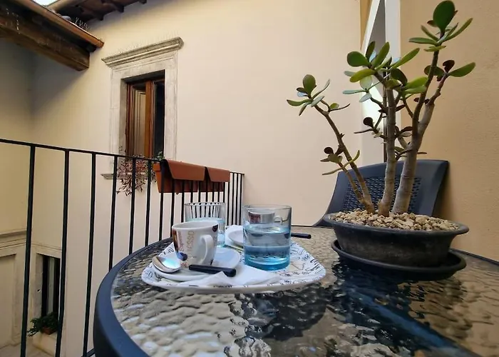 Casa Castello 63 Guest House